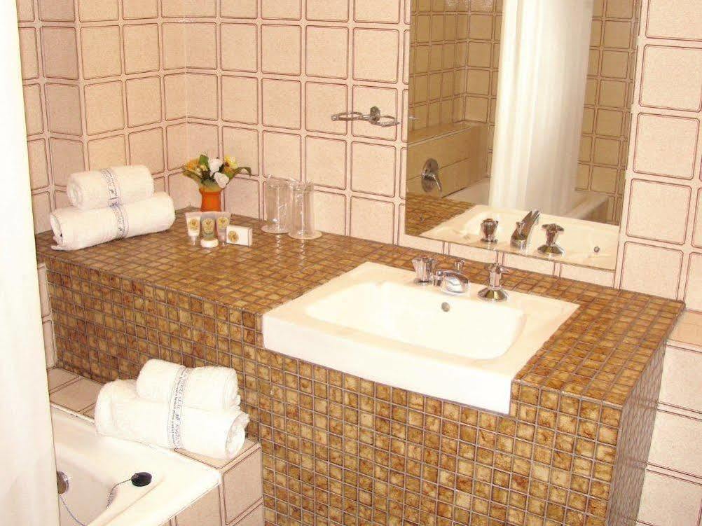 Durban Manor Hotel And Conference Centre Ngoại thất bức ảnh