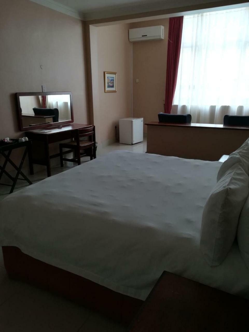 Durban Manor Hotel And Conference Centre Ngoại thất bức ảnh